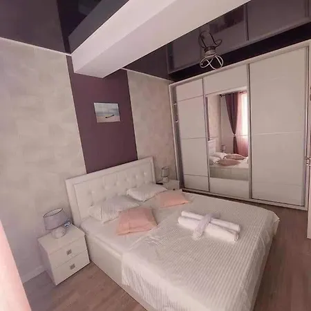 Aria *